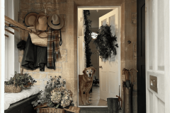 english-cottage-mudroom